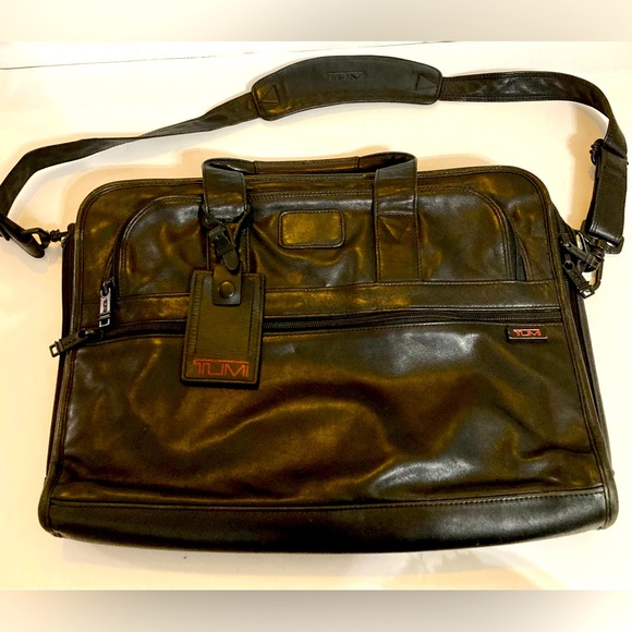 Tumi Other - TUMI Black Leather Briefcase